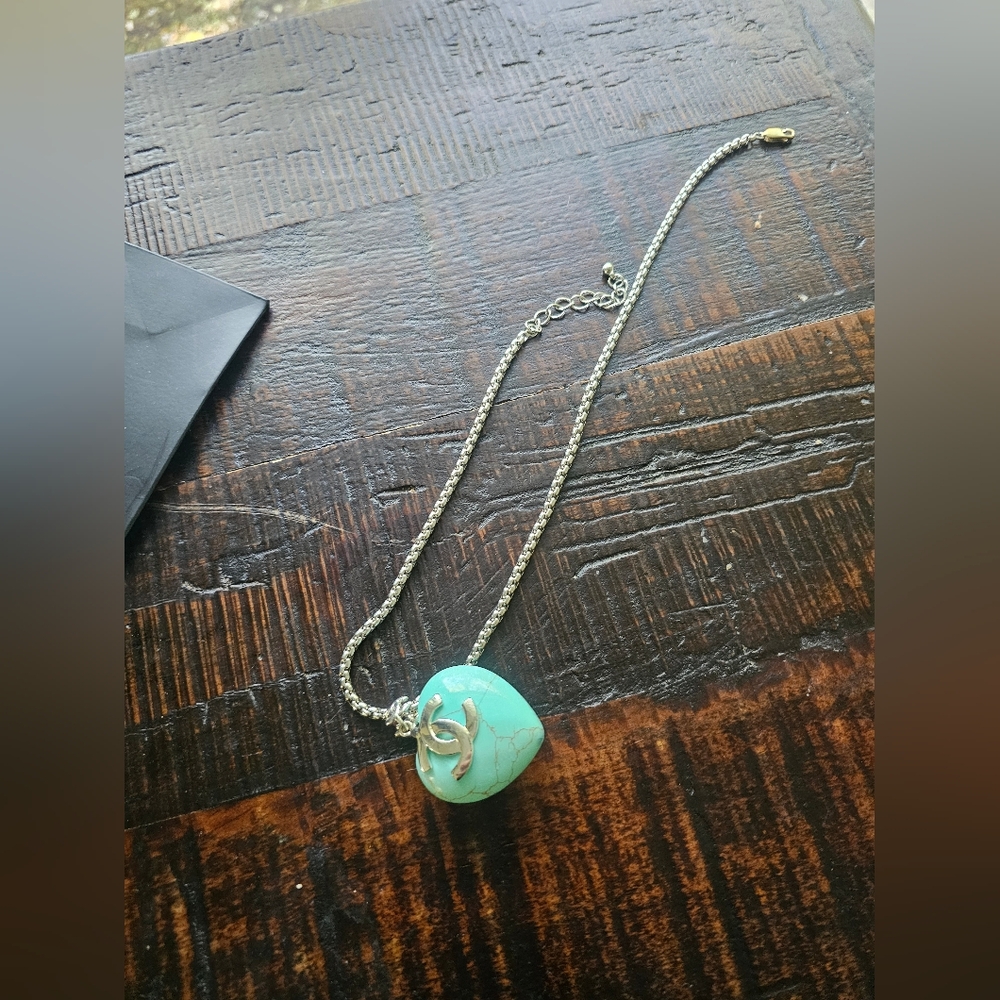 Turquoise Heart Pendant Necklace - Silver Chanel - Picture 5 of 5
